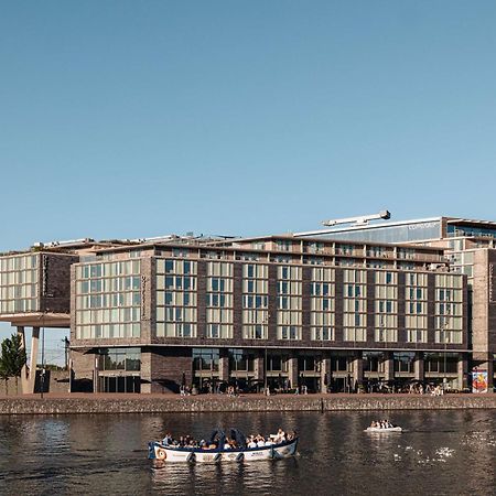 Doubletree By Hilton Amsterdam Centraal Station Exterior photo