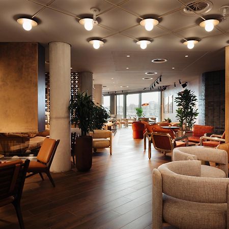 Doubletree By Hilton Amsterdam Centraal Station Exterior photo