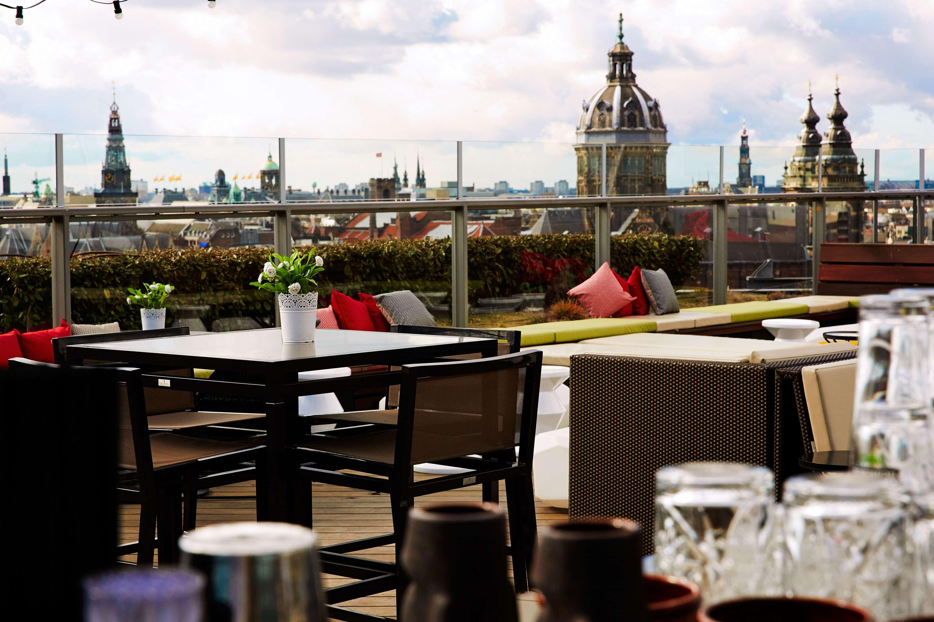 Doubletree By Hilton Amsterdam Centraal Station Restaurant photo