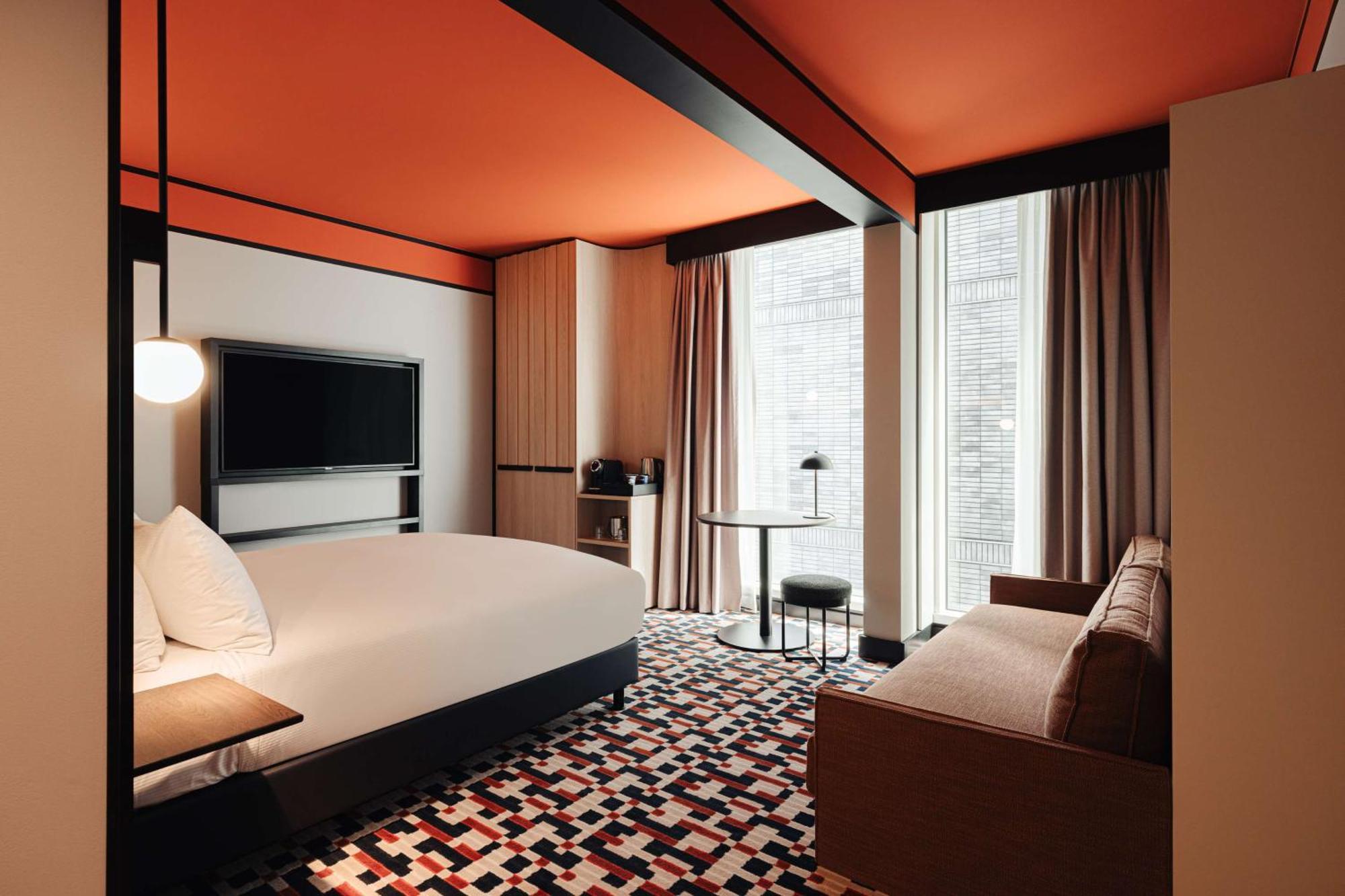 Doubletree By Hilton Amsterdam Centraal Station Exterior photo